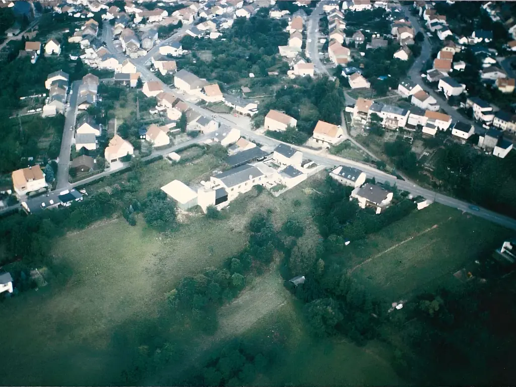 Historisches Luftbild von Diefflen mit dem Betriebsgelände